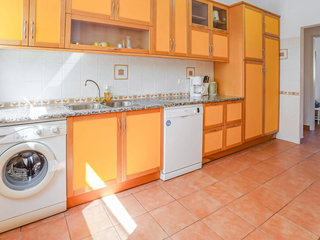 A delightful 3 bedroom Villa with private pool close to Carvoeiro