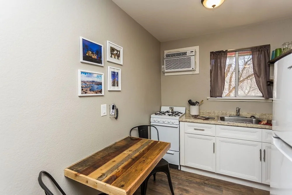 Apple Creek Cottages