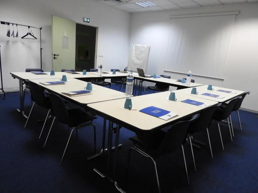Greet Hotel Evreux Centre - Route de Normandie by Accor