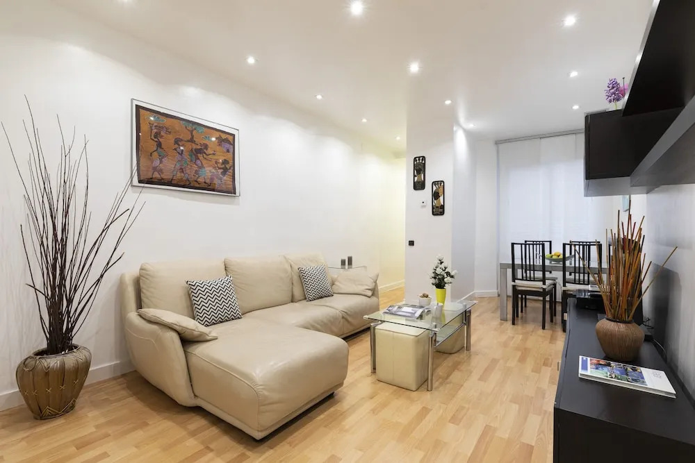 Ab Berlin Les Corts Apartment