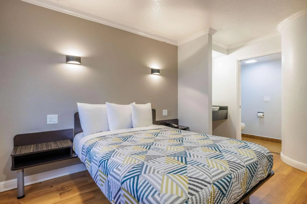 Motel 6-Auburn, CA