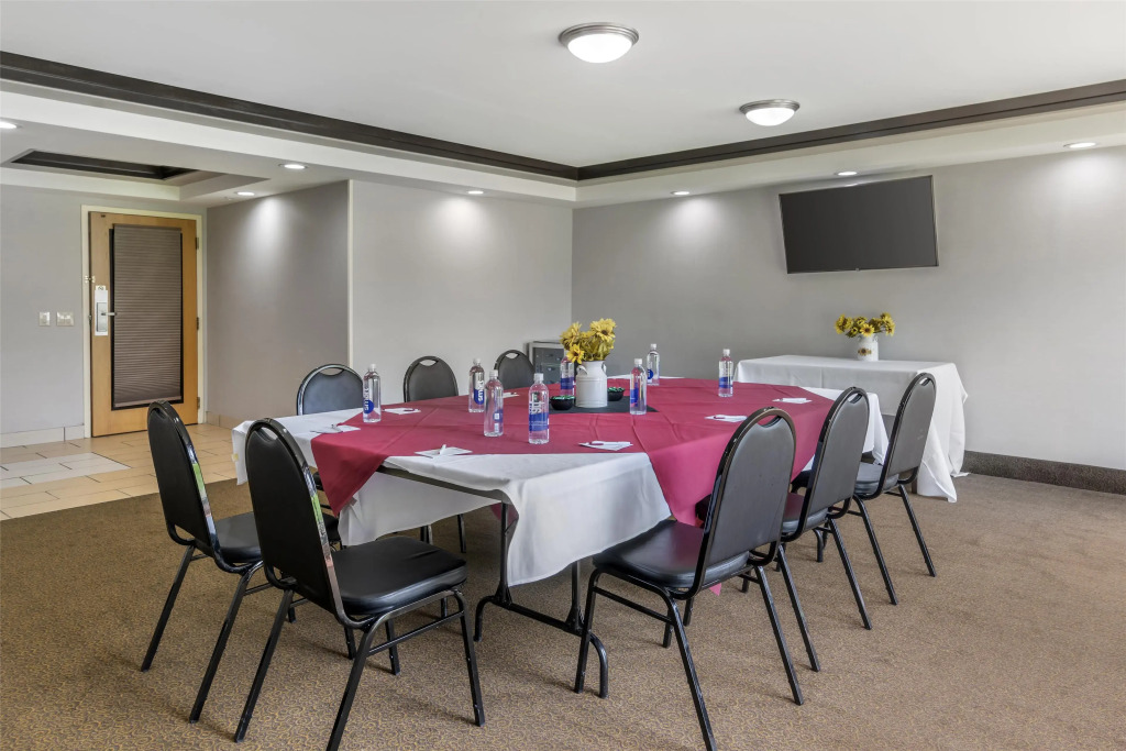 Best Western Plus Keene Hotel
