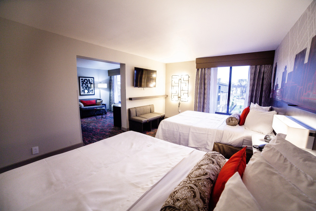 Best Western Downtown PLUS Music Row
