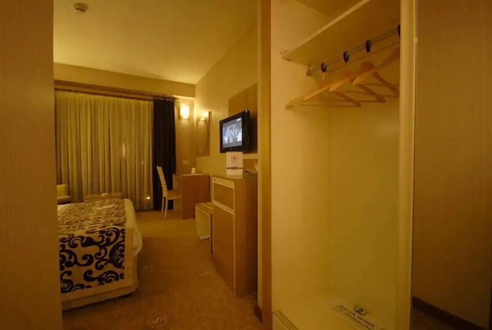 Selcuk Hotel