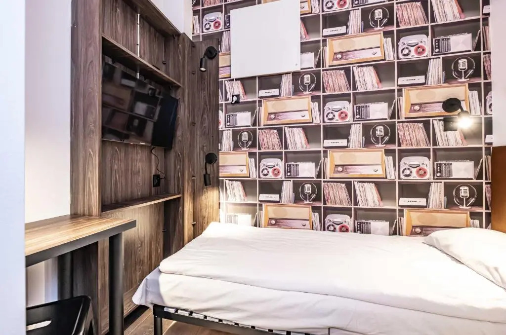 Vola Hostel