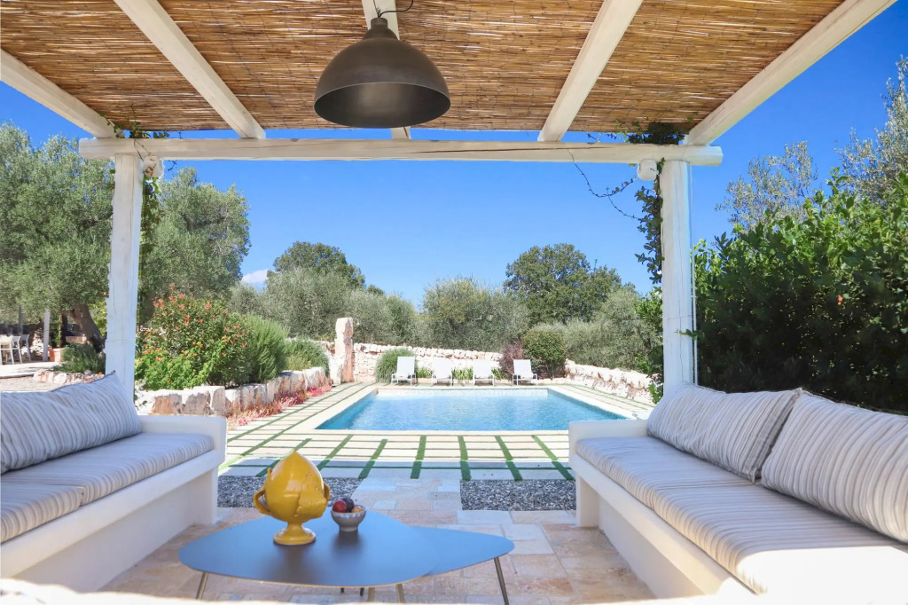 TD Trulli Locobello Stylish Cozy Trulli w Pool