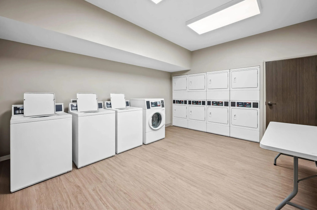 Echo Suites Extended Stay By Wyndham Naples