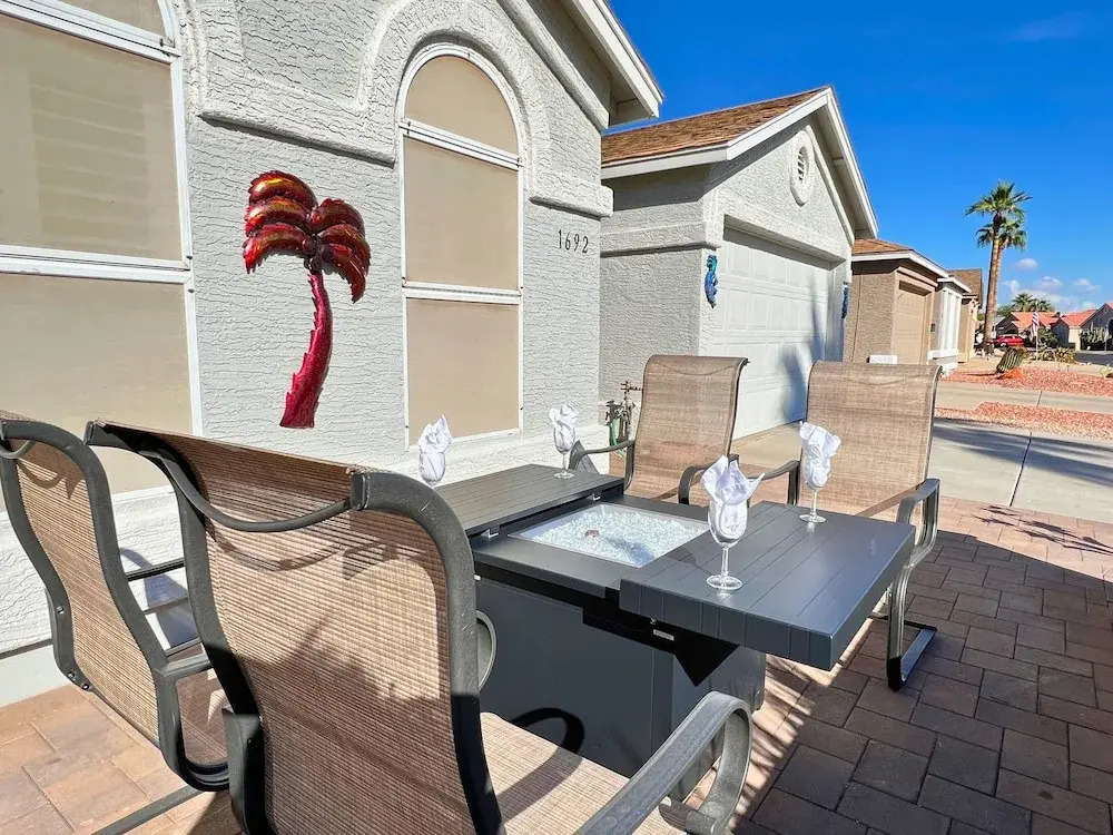 Palm Beach 2 Bedroom Home