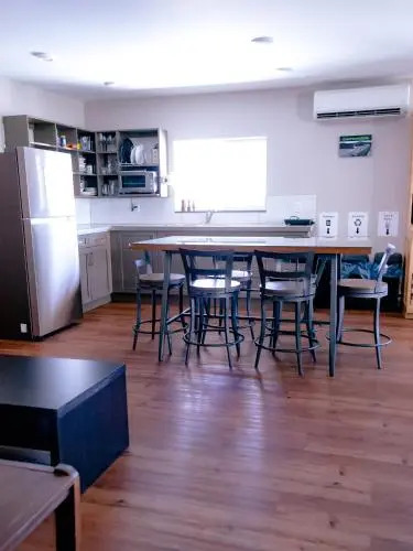 Shon's Hostel