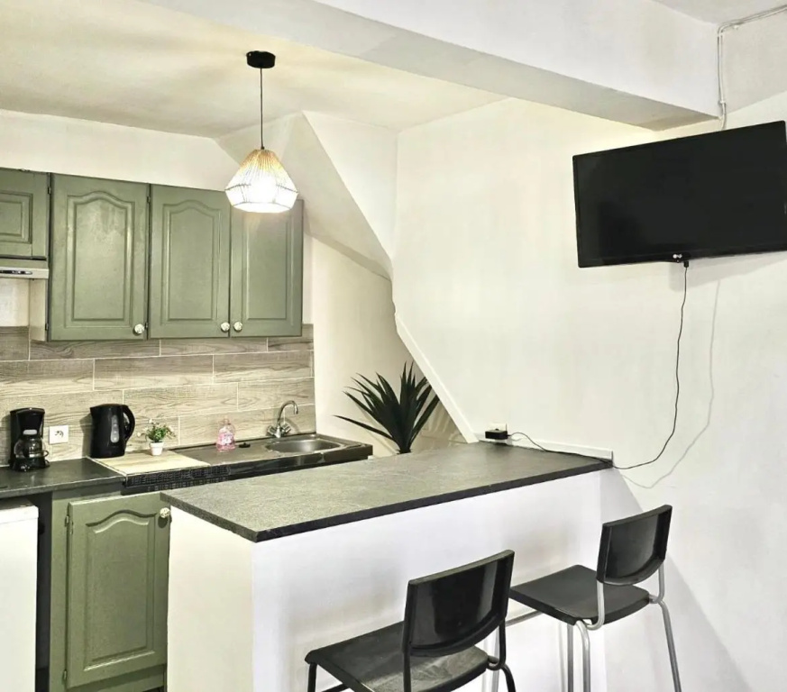 3 STUDIOS, CENTRE DE LA BASTIDE St LOUIS