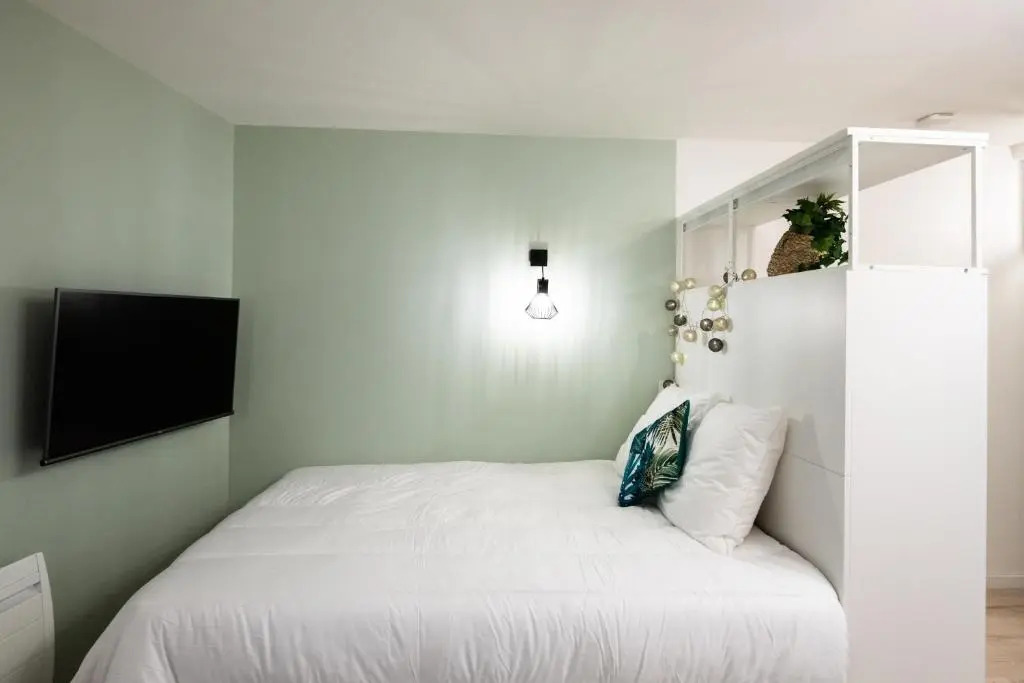 La Suite Saint Georges - Beau studio cosy et design à 5 mn métro Vieux Lyon