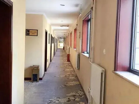 Beijing Huaiyangcun Business Hotel