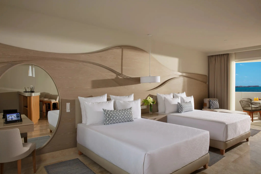 Breathless Cancun Soul Resort & Spa