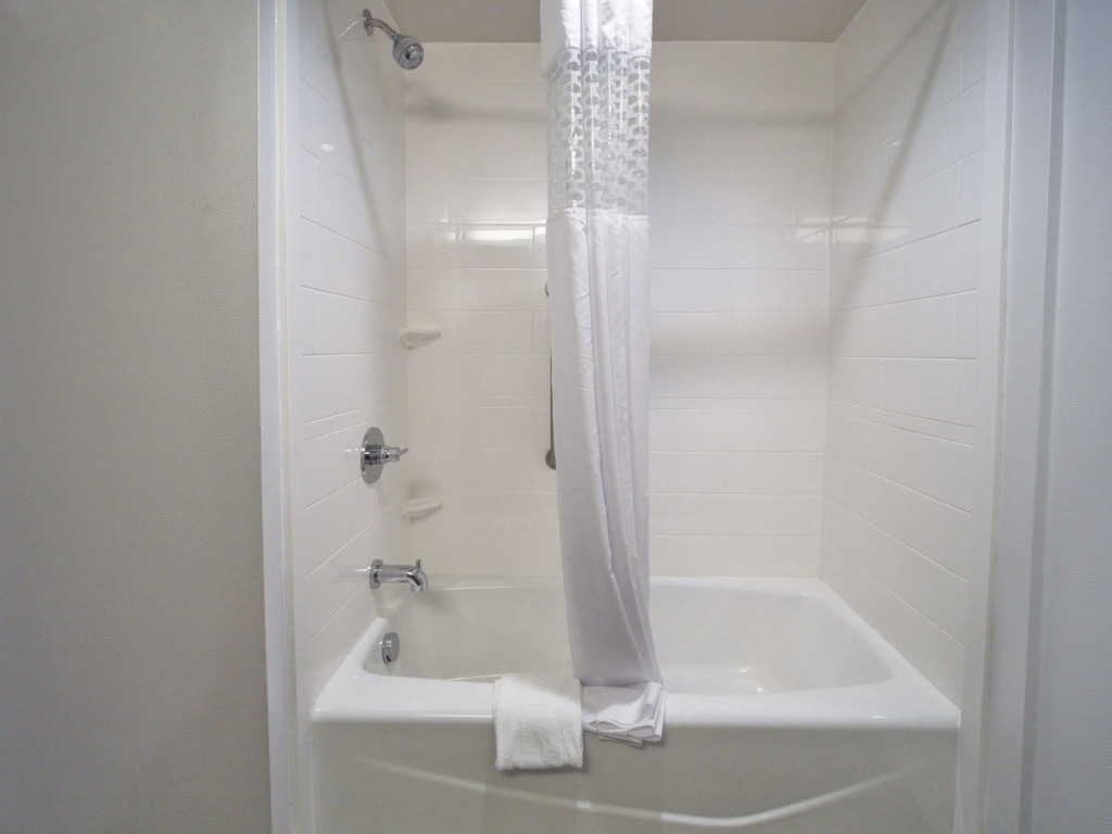 Hampton Inn & Suites-Moore