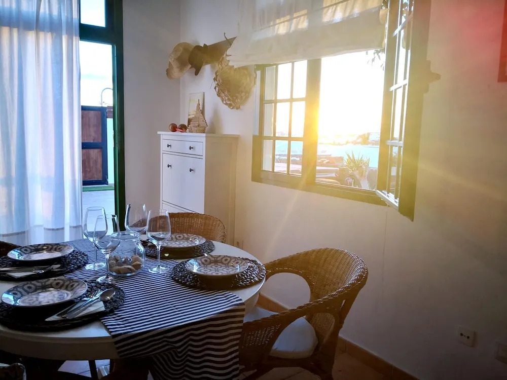 House With 3 Bedrooms in Playa Blanca, With Wonderful sea View, Shared Pool, Enclosed Garden Near the Beach