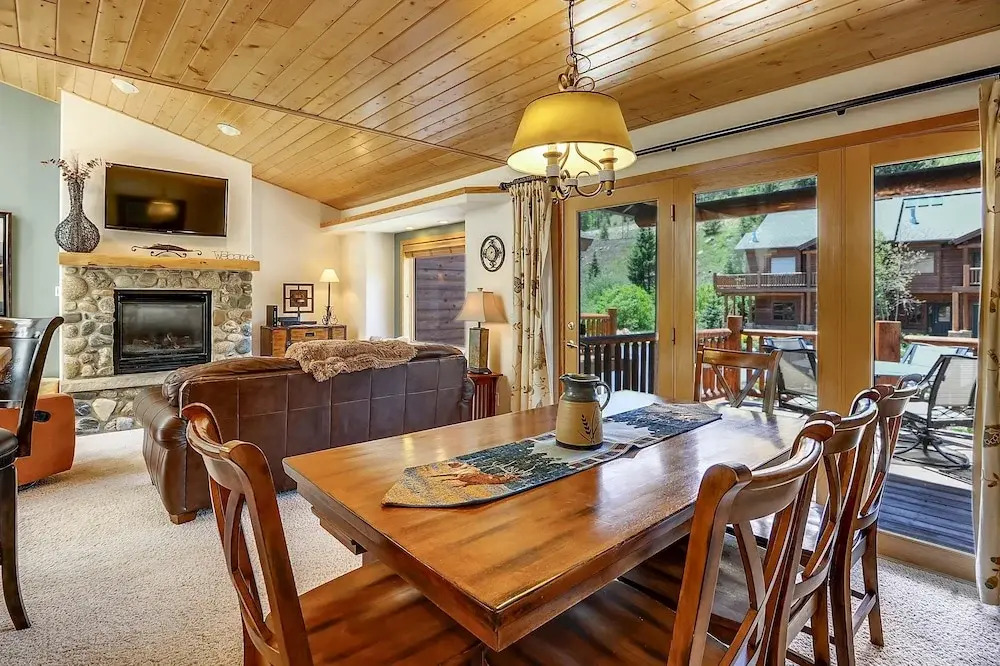 Slopeside 202 3 Bedroom Holiday Home by Winter Park Lodging Company