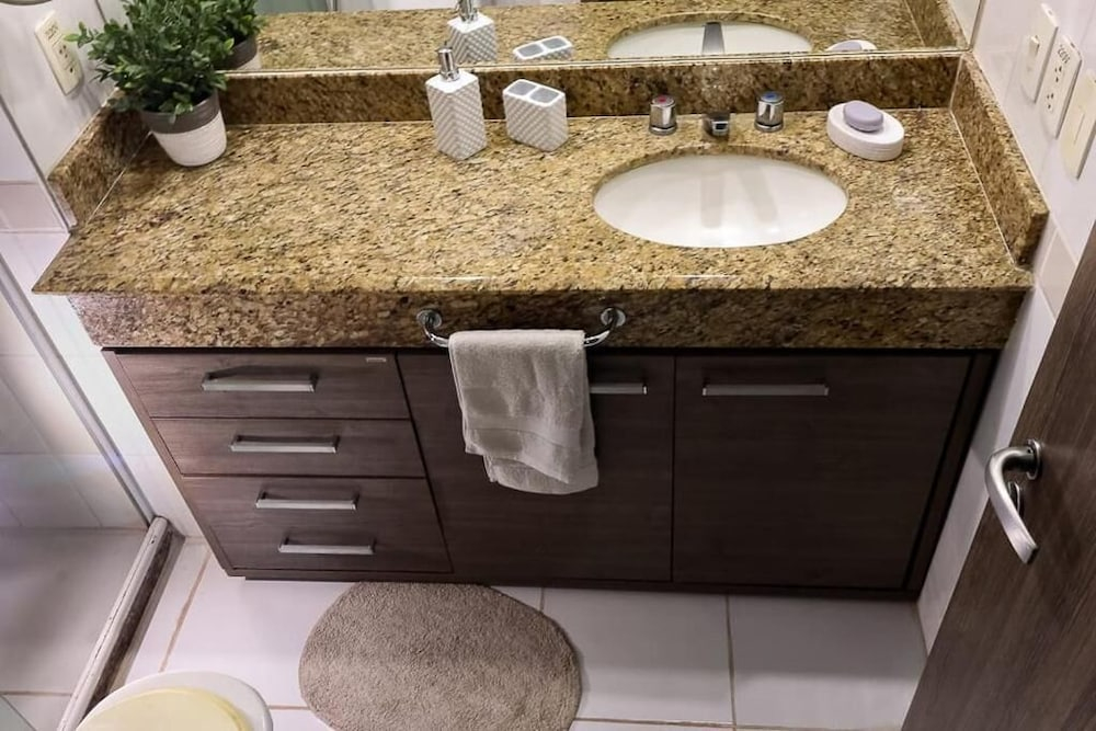 Tropical executive hotel Flat 1006