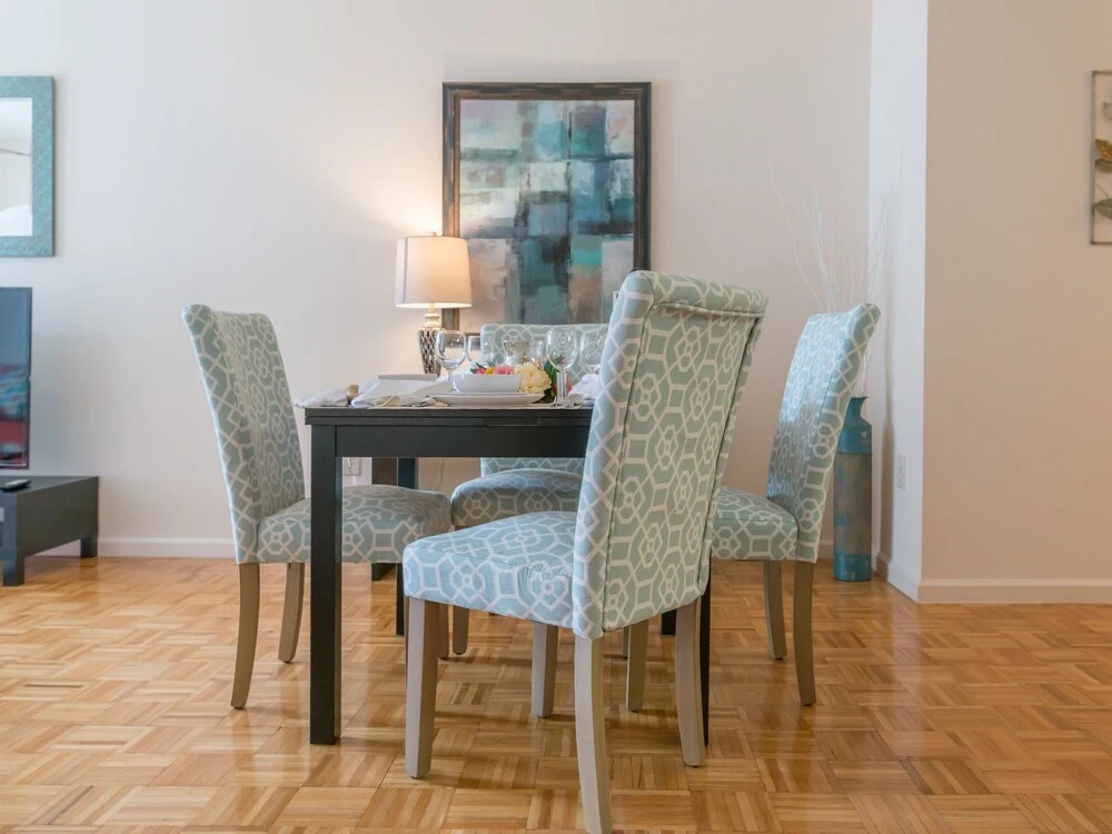 Home Away Apartments at Washington Blvd.