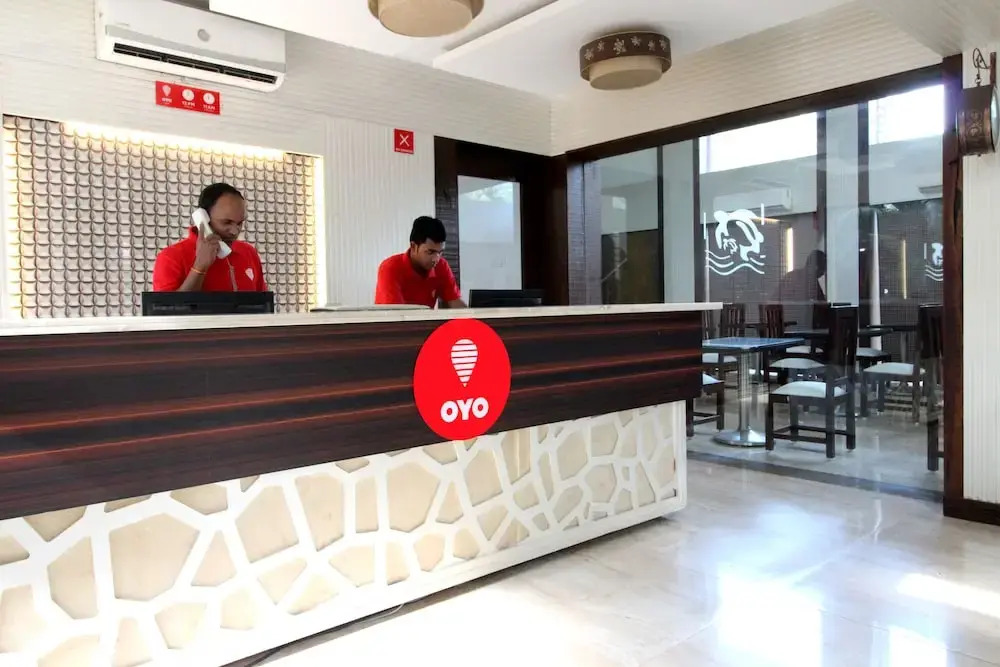 OYO 10042 Turtle Beach Resort 1