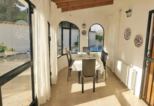 Villa Yvonne