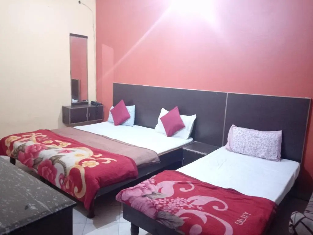 Yash Guest House