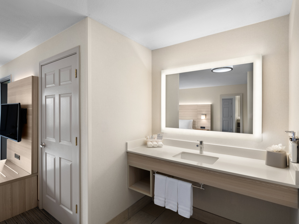 Holiday Inn Express Fort Bragg by IHG