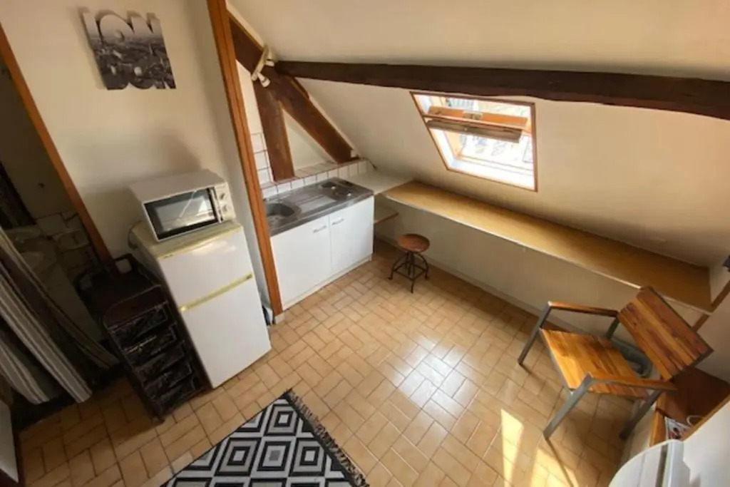 Studio At 2 Steps From The Port Of Caen!