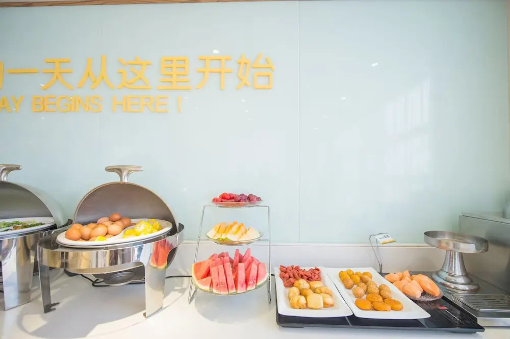 Hotel Pomelo Premier 西柚臻选武昌站酒店