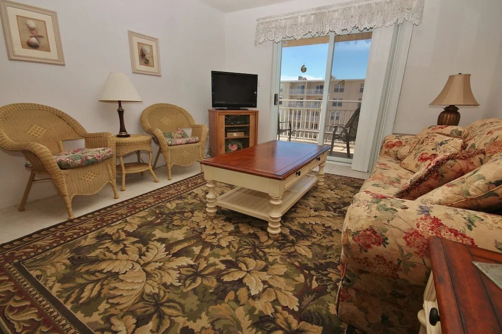 Sea Coast Gardens II 411 Apartment 2