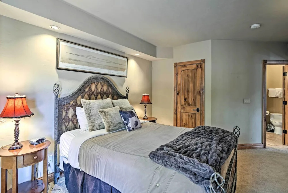 Beautiful Breck Retreat: Walk to Gondola & Main St
