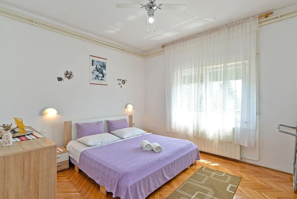 Apartment 1779