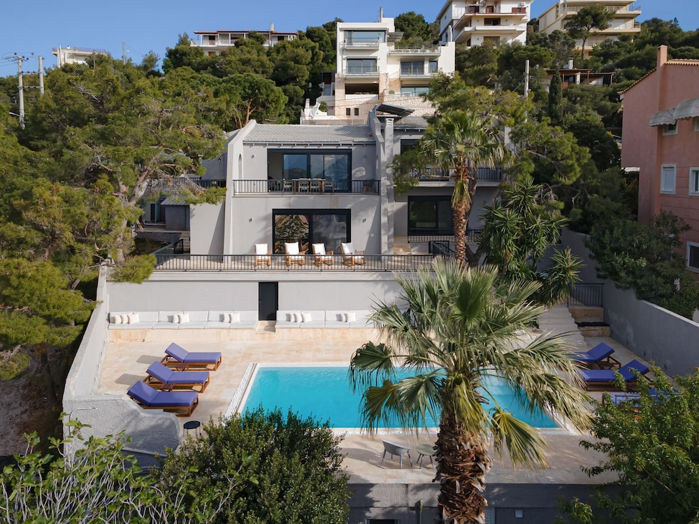 Athenian Black Villa