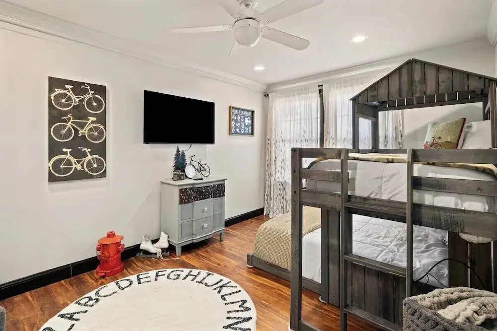 The Three Bears Retreat - King suites