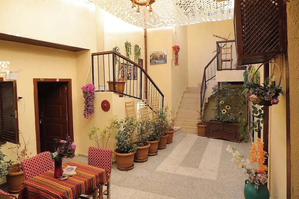 Şirvani Konağı