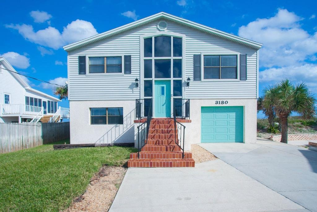 Turtle Cove 4 Br home by RedAwning