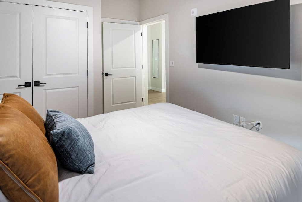 Landing Furnished Apartments near Downtown Salt Lake