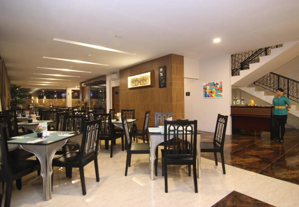 Grand Amira Hotel