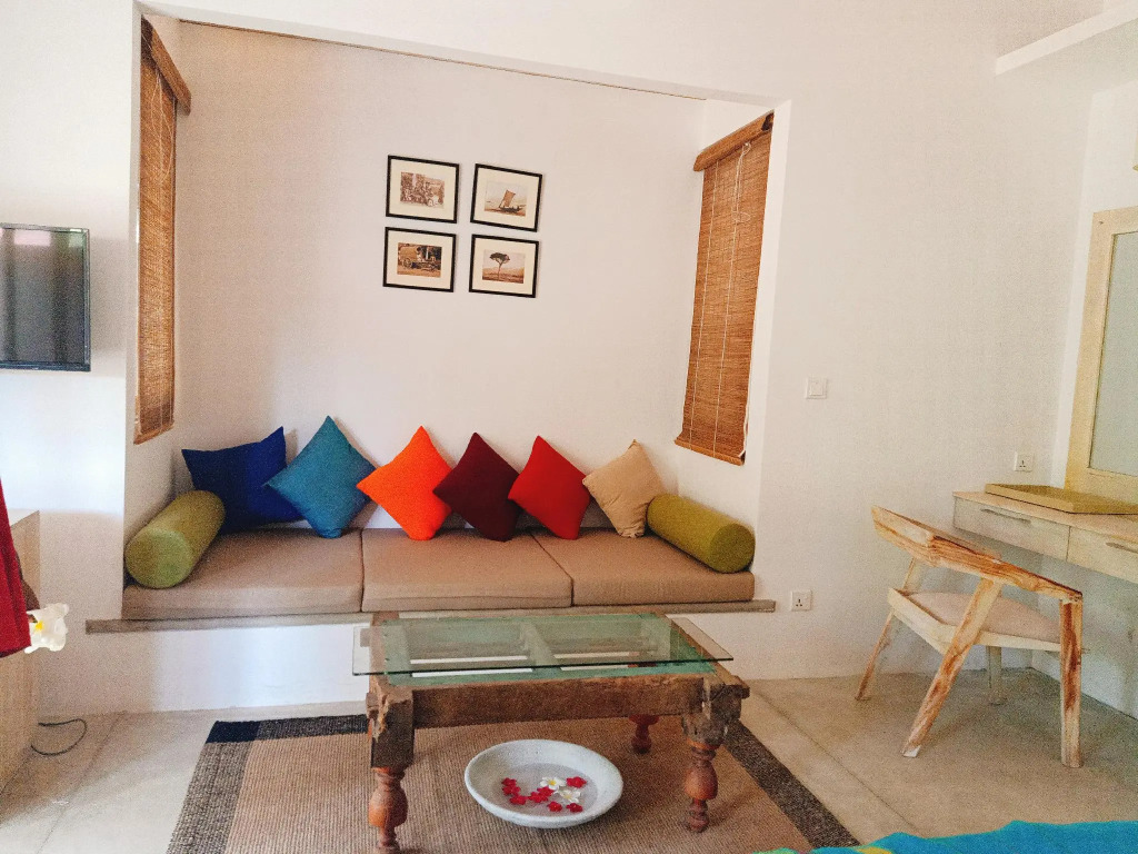 Hiru Villas and Kitesurfing