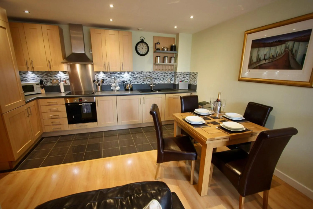 City Centre Skeldergate 2 Bed Apartment with Parking