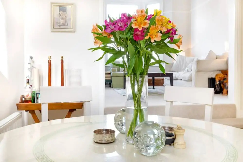 Stunning 4 Bedroom House in West London