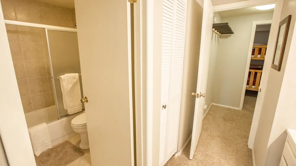 Beaver Ge 9-13 2 Bedroom Condo by Redawning