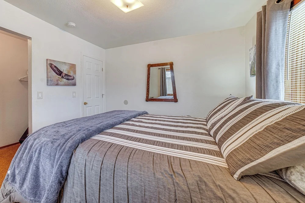 Cozy Anchorage Vacation Rental Near Hospitals!