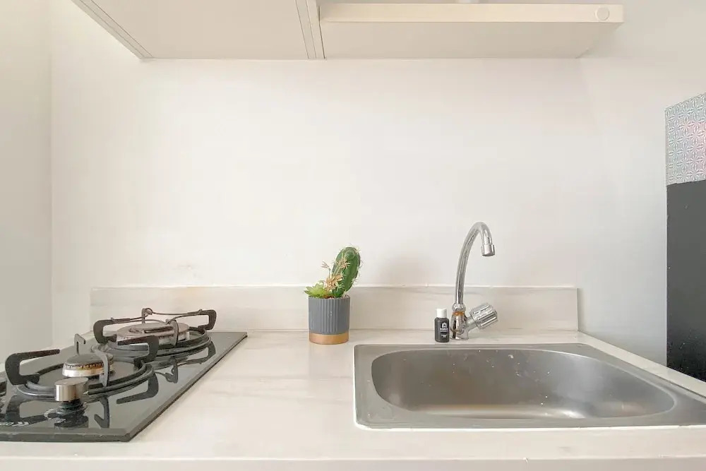 Pristine And Homelike 2Br Apartment At Vittoria Residence