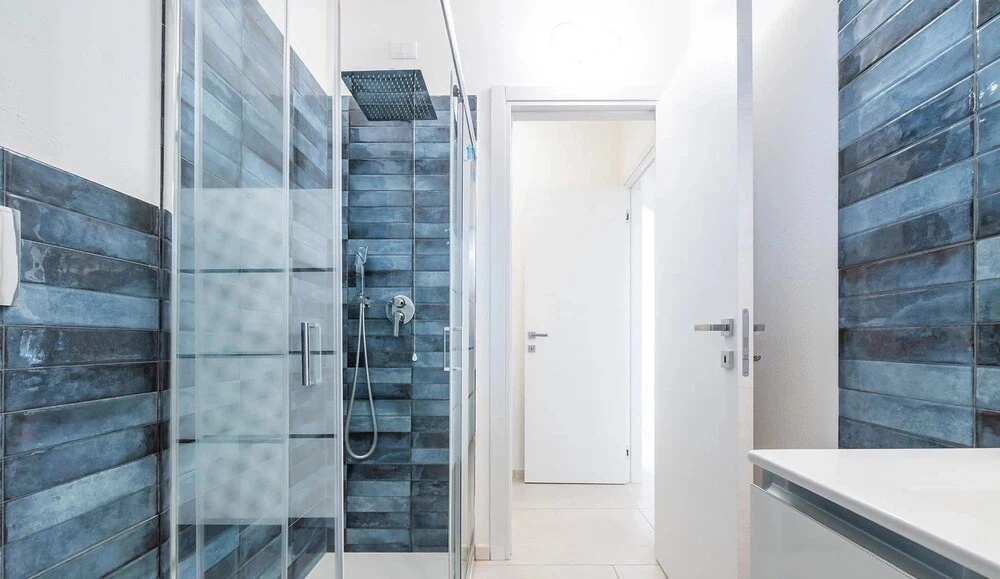Modern 2BR Retreat in Pula - Bright Quiet