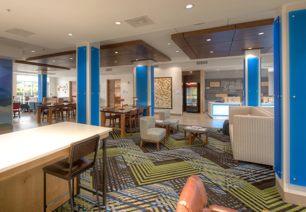 Holiday Inn Express & Suites Fort Mill by IHG