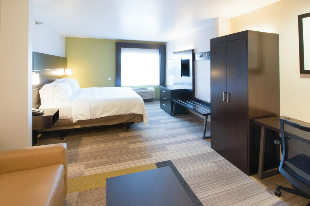 Holiday Inn Express & Suites - Worthington by IHG