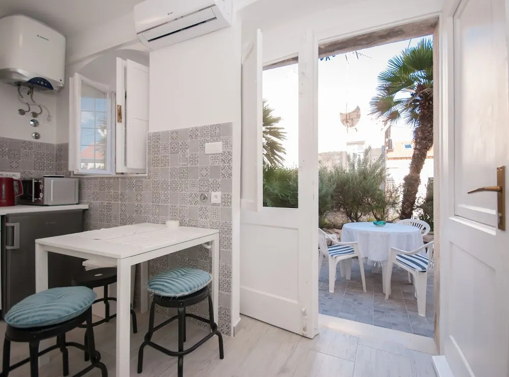Chic studio Marella