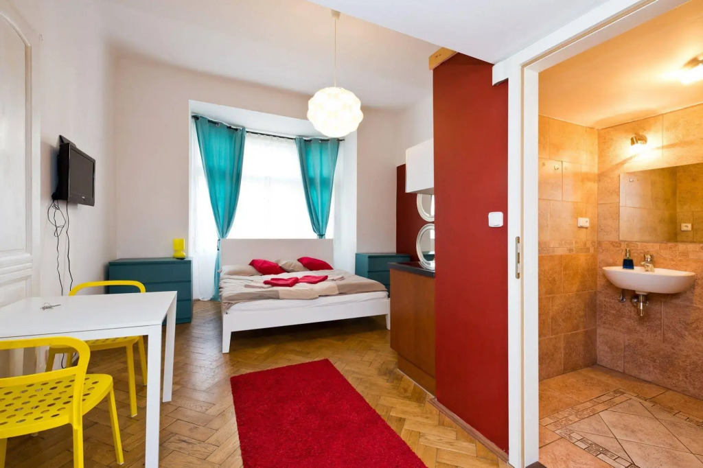 Budget Apartment