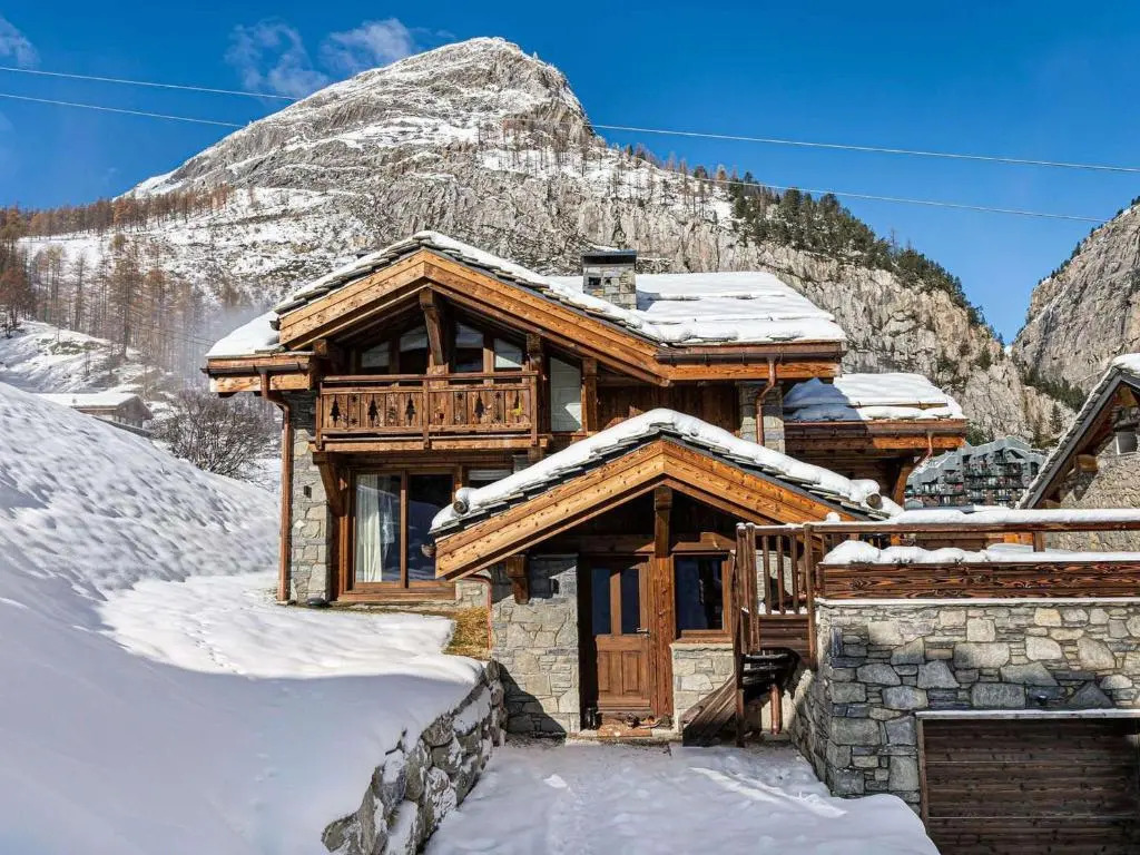 Chalet spacieux près des pistes avec sauna et WiFi, animaux admis - FR-1-567-69