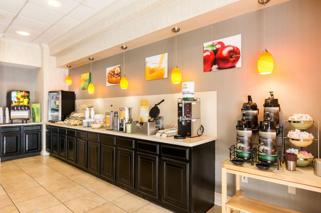 Quality Inn Near Joint Base Andrews-Washington Area